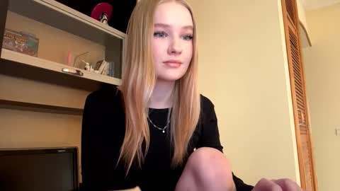 Kristie online show from February 25, 11:25 pm