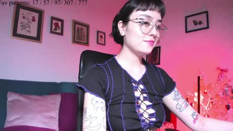 Snapshot of segismunda chatting on December 13, 12:42 am Luciana online show from December 13, 12:42 am