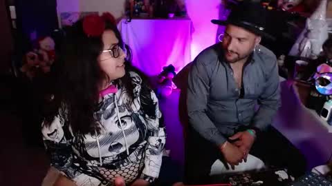 Snapshot of sekteth_remeth chatting on November 29, 9:51 pm sekteth_remeth online show from November 29, 9:51 pm