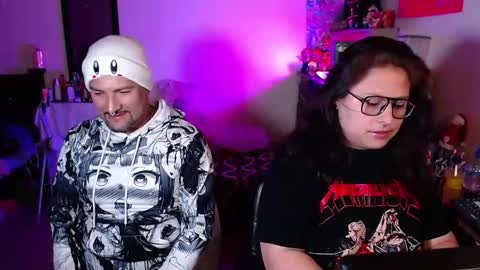 Snapshot of sekteth_remeth chatting on December 15, 5:23 am sekteth_remeth online show from December 15, 5:23 am