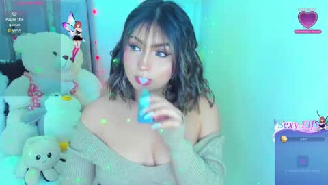 Snapshot of sele_star chatting on January 18, 2:36 am Selena online show from January 18, 2:36 am