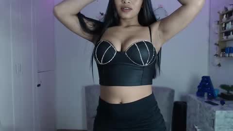 seleena__ online show from November 22, 5:50 am