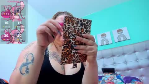 Selena online show from March 9, 3:54 am