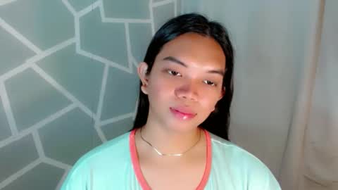 Selena online show from April 13, 1:00 am