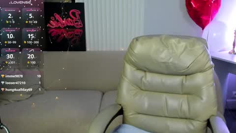 Selena online show from March 11, 3:59 am