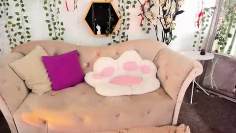 Selena online show from March 4, 1:50 pm