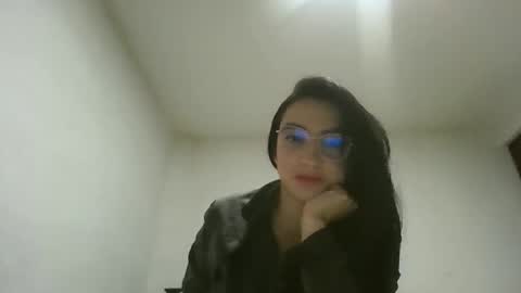 Snapshot of selena_rous chatting on November 12, 2:17 pm Selena Rous online show from November 12, 2:17 pm