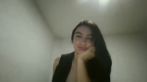 Snapshot of selena_rous chatting on November 19, 7:36 pm Selena Rous online show from November 19, 7:36 pm
