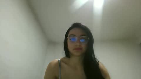 Snapshot of selena_rous chatting on November 27, 4:53 pm Selena Rous online show from November 27, 4:53 pm