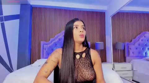 selenastonne online show from September 12, 8:31 pm