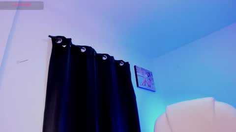 selenastonne online show from April 23, 6:43 pm