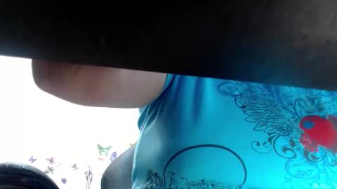 Snapshot of selene_mom chatting on June 5, 5:40 pm selene online show from June 5, 5:40 pm