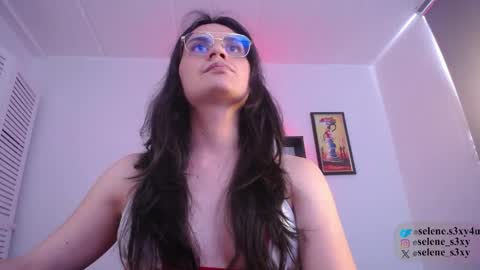 selene_s3xy online show from April 4, 4:59 pm