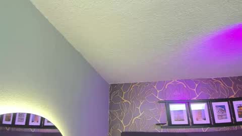 Selene online show from September 21, 8:21 pm