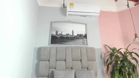 Selene online show from October 19, 7:47 pm