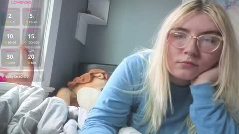 Selene online show from April 19, 1:10 pm