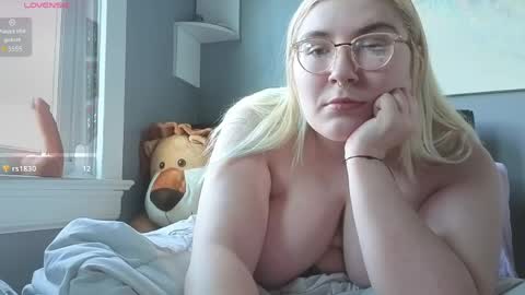 Selene online show from April 19, 10:56 pm