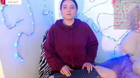 Selene G  online show from August 1, 2:44 am