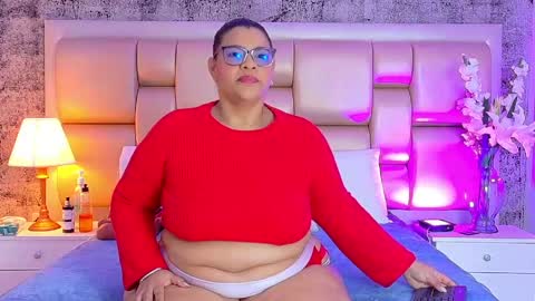 Selenna Cooper online show from April 21, 11:49 am