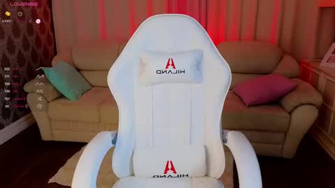 Snapshot of selfish_ashley chatting on February 24, 8:14 pm Eve online show from February 24, 8:14 pm