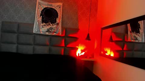 Snapshot of selharaandazrael chatting on October 17, 12:19 pm selaharaandazrael online show from October 17, 12:19 pm