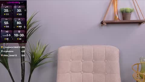 Snapshot of selina_thick chatting on February 27, 7:23 am Selina Mae online show from February 27, 7:23 am