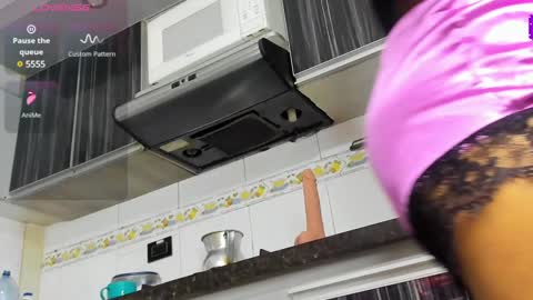 Snapshot of selket_ chatting on January 31, 11:13 am Selket online show from January 31, 11:13 am