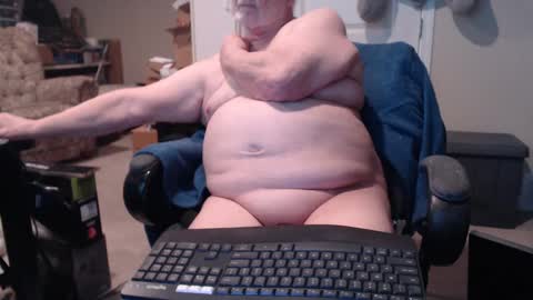 Snapshot of selkie2s chatting on February 2, 8:30 pm selkie2s online show from February 2, 8:30 pm