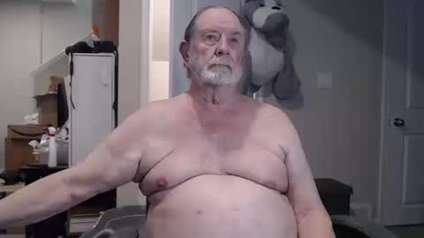 Snapshot of selkie2s chatting on October 14, 5:41 am selkie2s online show from October 14, 5:41 am