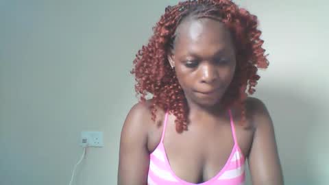 Snapshot of sellinprencess2 chatting on February 12, 8:31 am verah online show from February 12, 8:31 am