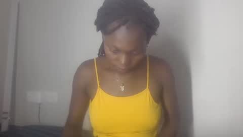 Snapshot of sellinprinces chatting on September 16, 8:15 am sellinprinces online show from September 16, 8:15 am