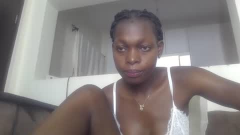 Snapshot of sellinprinces chatting on September 27, 9:53 pm sellinprinces online show from September 27, 9:53 pm