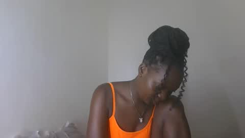 Snapshot of sellinprinces chatting on November 9, 6:55 am sellinprinces online show from November 9, 6:55 am