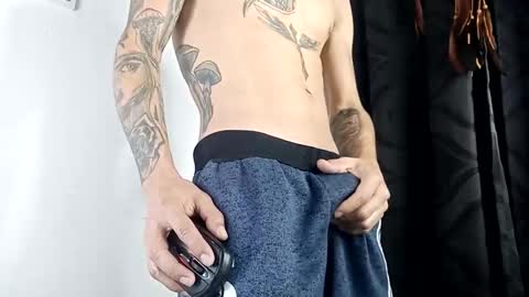 sem_alas online show from February 1, 4:03 am