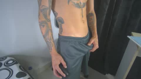 sem_alas online show from February 13, 1:50 am