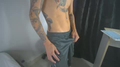 sem_alas online show from February 21, 9:54 pm