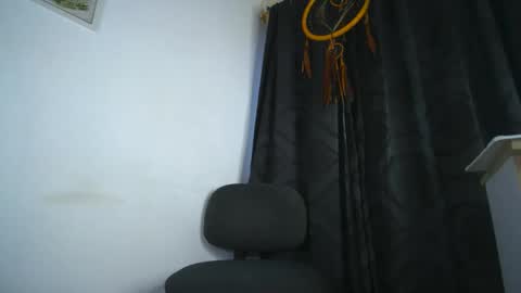 sem_alas online show from October 3, 10:51 pm