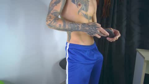 sem_alas online show from April 11, 2:38 am