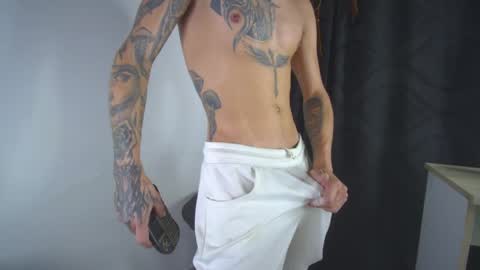 sem_alas online show from April 23, 3:52 am