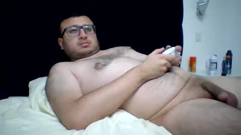 Snapshot of sementalpajero chatting on February 6, 2:55 am sementalpajero online show from February 6, 2:55 am