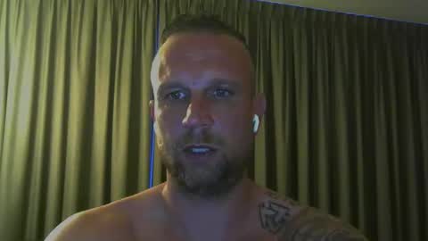 sence08 online show from March 16, 5:44 am