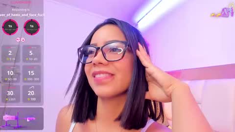 Snapshot of senniabella chatting on February 22, 2:08 pm Sennia online show from February 22, 2:08 pm