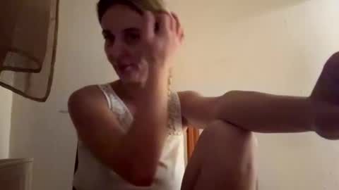 Snapshot of sennya_hayes chatting on October 30, 9:15 pm Sennya online show from October 30, 9:15 pm