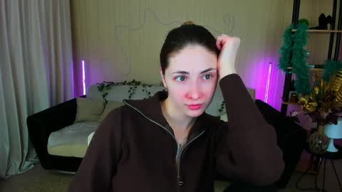 sensitiveheartt online show from November 23, 11:43 am