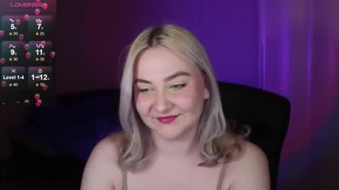 Ilona online show from November 17, 7:19 pm