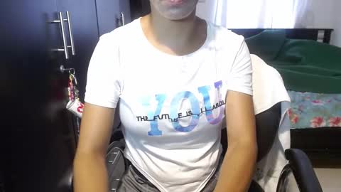Snapshot of sensual_natalie chatting on December 25, 7:13 pm sensual_natalie online show from December 25, 7:13 pm
