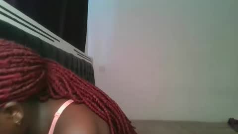 Snapshot of sensual_ria chatting on May 22, 11:49 am sensual_ria online show from May 22, 11:49 am
