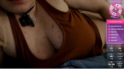 Snapshot of sensual_sickie chatting on October 4, 8:45 am sensual sickie online show from October 4, 8:45 am