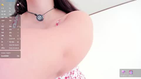 Snapshot of sensual_woman11 chatting on November 6, 6:09 pm MIA online show from November 6, 6:09 pm