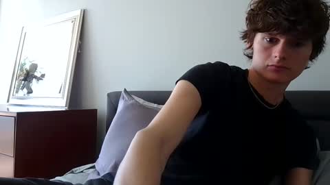 Snapshot of sensualalien chatting on March 11, 5:24 pm Cam online show from March 11, 5:24 pm